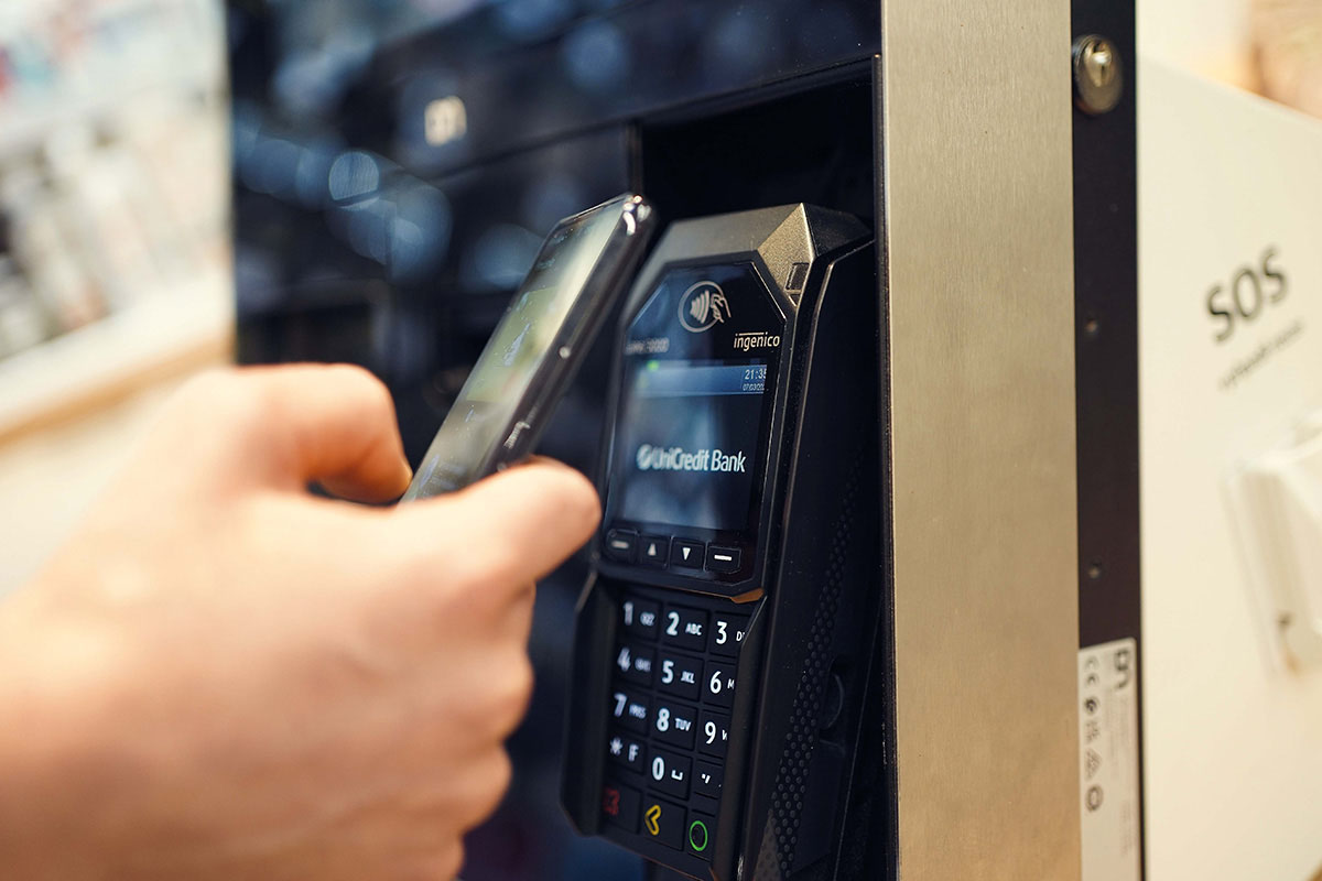 Platební terminál Ingenico Lane/3000